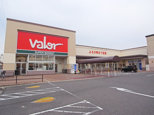 碧南市宮町　第6　1号棟(バロー碧南店)