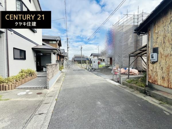 西尾市一色町一色　第28　1号棟