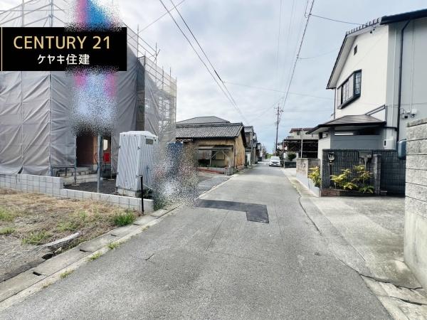 西尾市一色町一色　第28　1号棟
