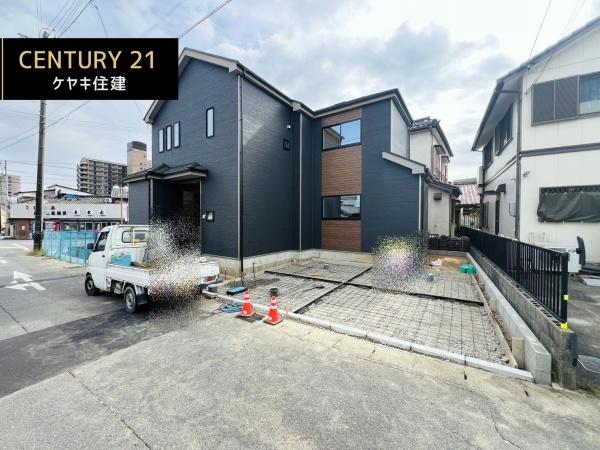 高浜市春日町6丁目　A号棟