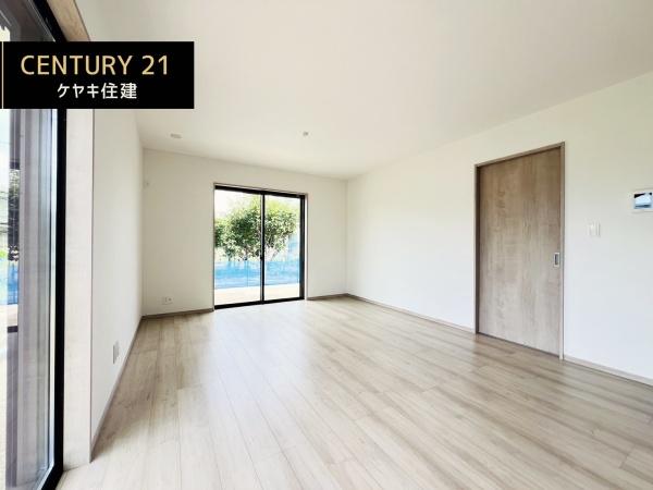高浜市春日町6丁目　A号棟