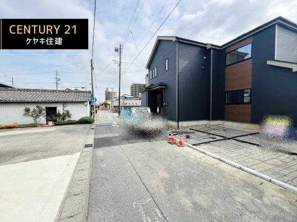 高浜市春日町6丁目　A号棟