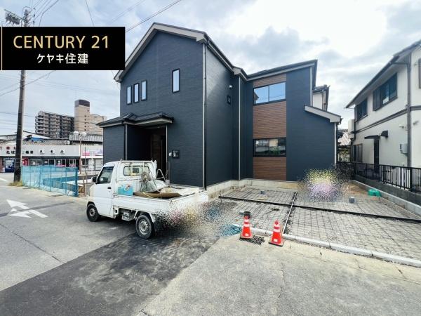 高浜市春日町6丁目　A号棟