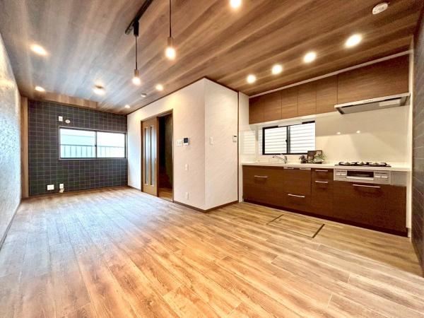 吹田市南正雀４丁目の中古一戸建
