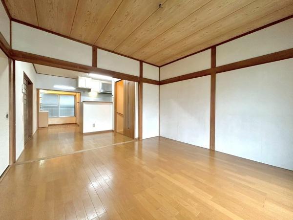 吹田市樫切山の中古テラスハウス