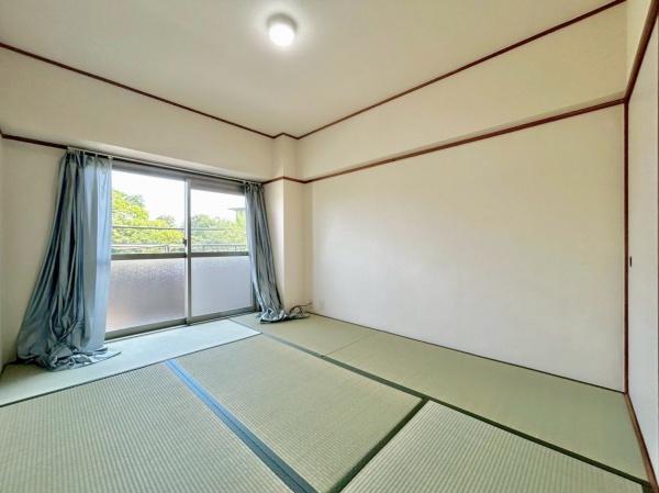 日興千里台スカイタウンＢ館