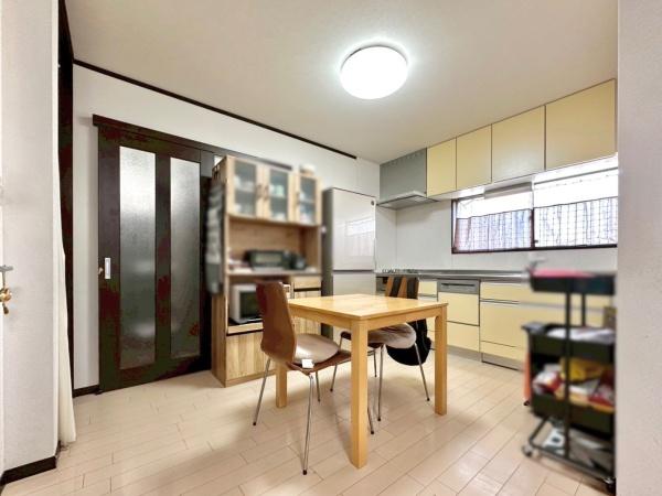 箕面市西小路１丁目の中古一戸建て