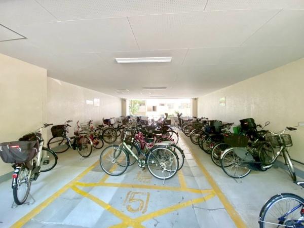 豊中野畑団地4号棟