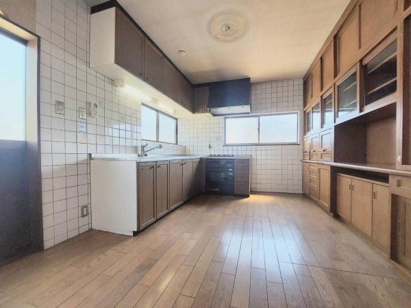 吹田市岸部北４丁目の中古一戸建