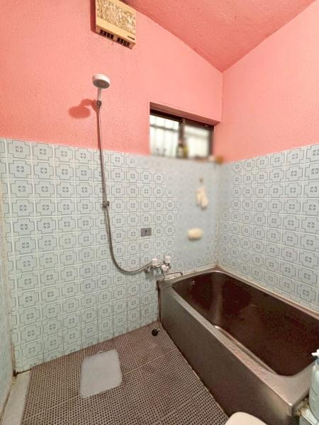 松原市三宅西２丁目の中古一戸建て