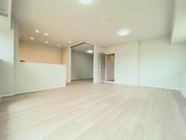 マイシティおおさか4番館(リビング)