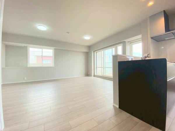 マイシティおおさか4番館(リビング)