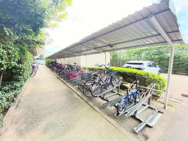 マイシティおおさか4番館(駐車場)