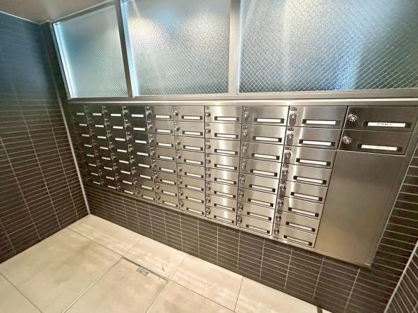 ローレルコートアトレ千里青山台フォレスト館