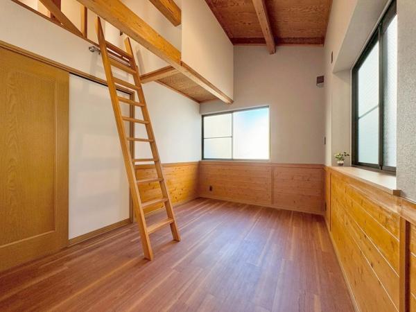 吹田市朝日町の中古一戸建て(洋室)