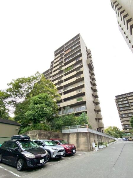 千里中央パークヒルズD棟
