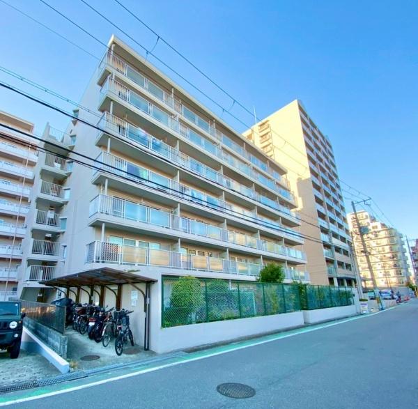 ファミリーコーポ緑地公園
