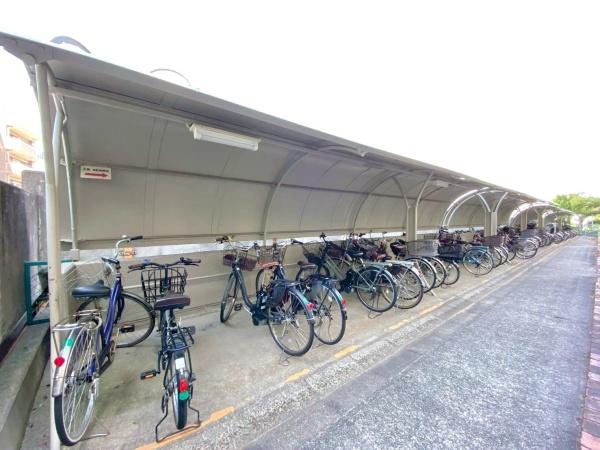 公社山田西第二次団地A-8棟