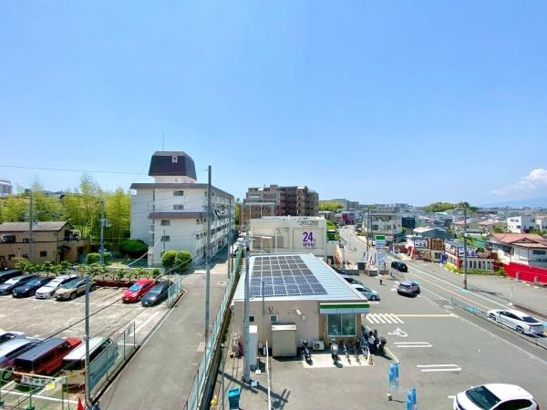 メゾンドール千里泉ヶ丘１号館