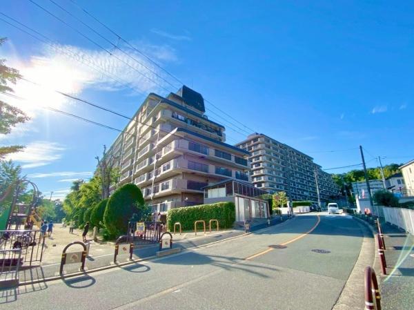 千里台スカイハイツＢ棟