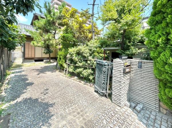 吹田市千里山月が丘の売土地