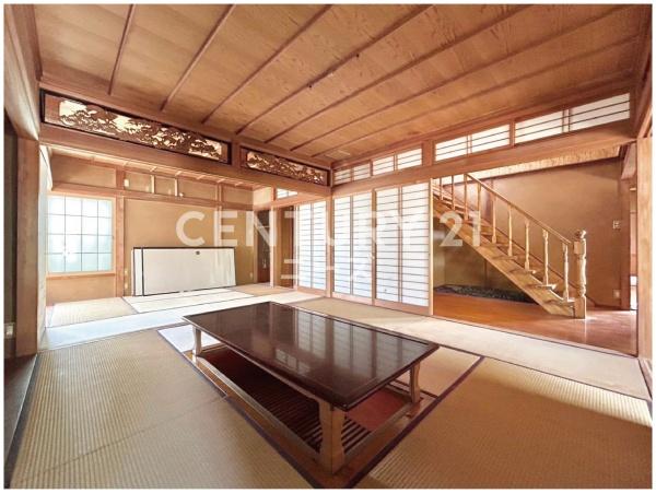 吹田市千里山月が丘の中古一戸建て