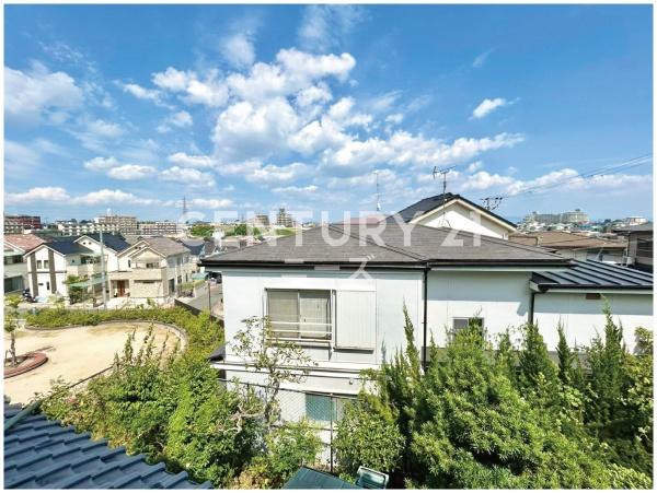 吹田市千里山月が丘の中古一戸建て