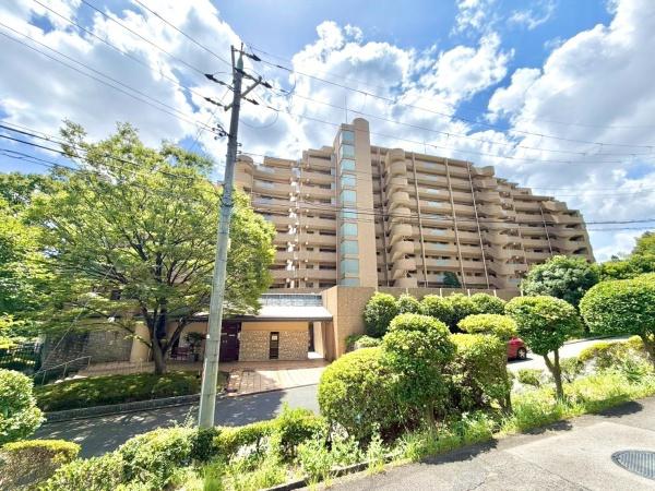 ルネ千里中央　ザ・ローズガーデン