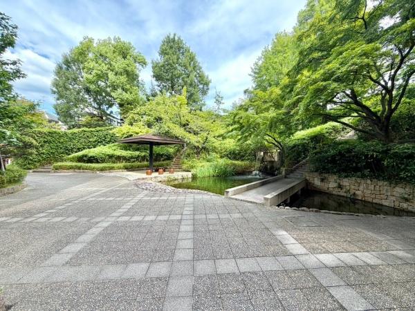 ロイヤルフェルティ豊中緑丘