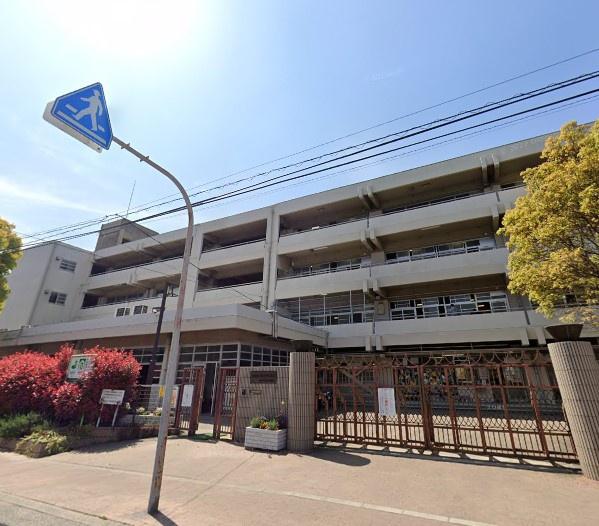 エステムコート吹田・片山公園フローラ(吹田市立第六中学校)