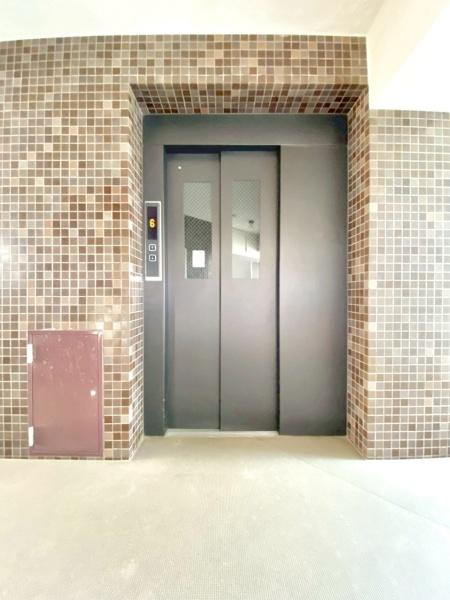 千里桃山台団地A1棟