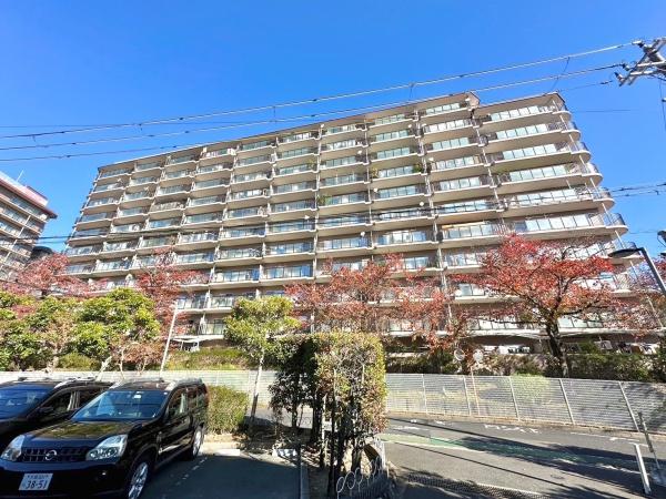 ローレルハイツ千里２号棟