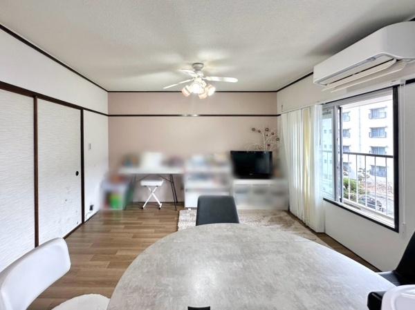 箕面如意谷住宅８号棟