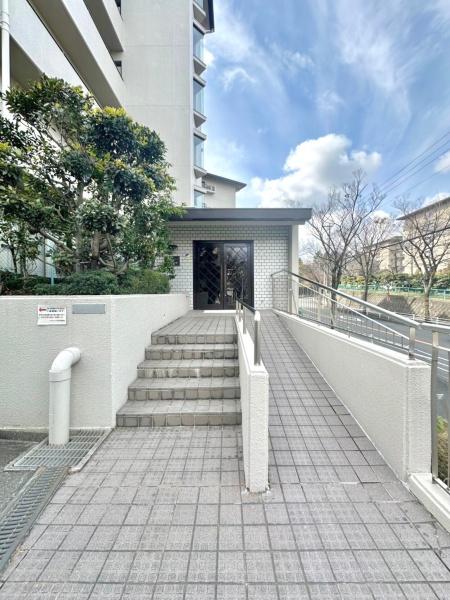ローレルコート千里山田