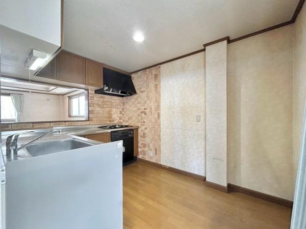 吹田市日の出町の中古一戸建て