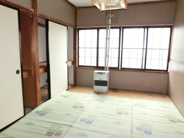 奥野二丁目　アパート