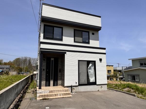 新城平岡　中古住宅