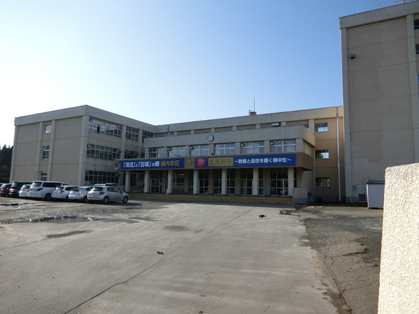青森市大字大矢沢字里見の中古一戸建て(青森市立横内中学校)