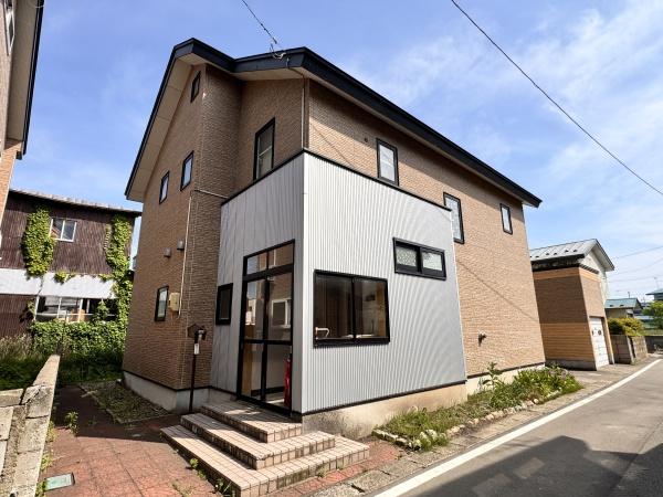浪岡大字浪岡字若松　中古住宅