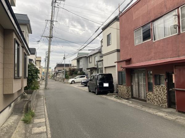 青森市岡造道１丁目の土地