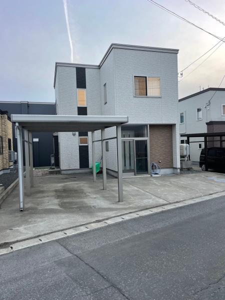 新城平岡　中古住宅