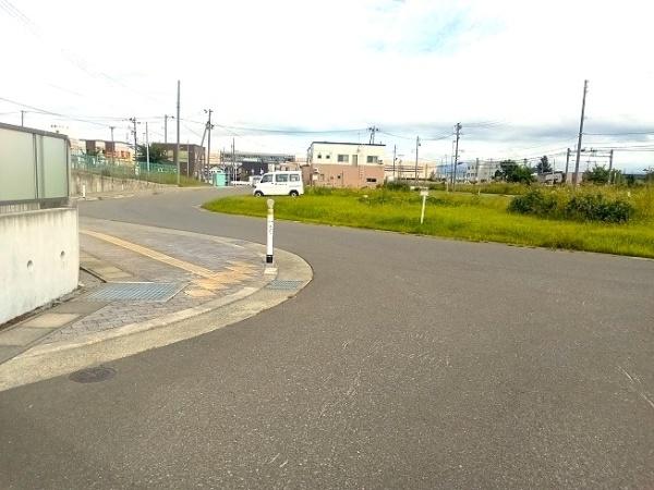 青森市大字新城字平岡の土地