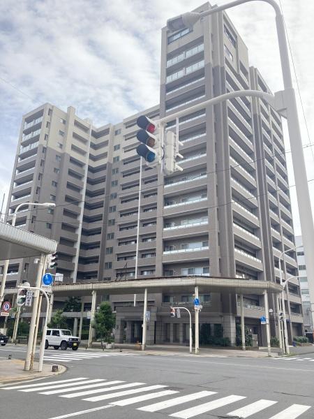 ポレスター新町レジデンス