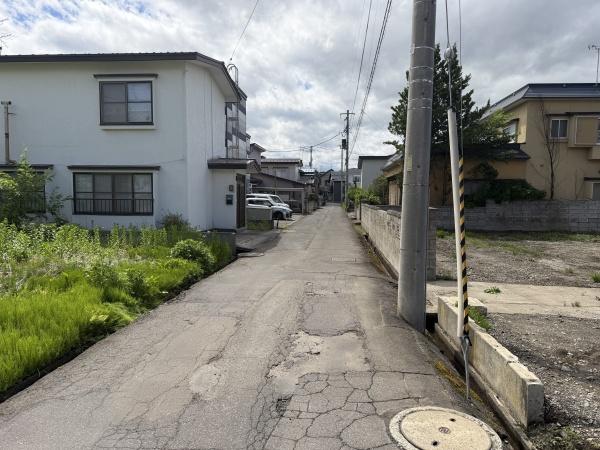 弘前市大字寒沢町の土地