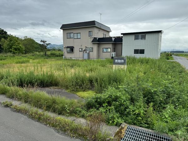 黒石市大字浅瀬石字村元の土地