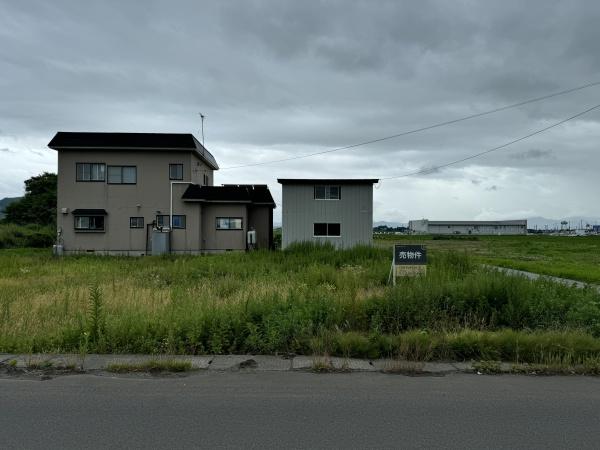 黒石市大字浅瀬石字村元の土地