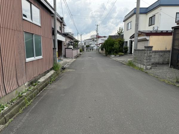 弘前市大字山崎2丁目土地