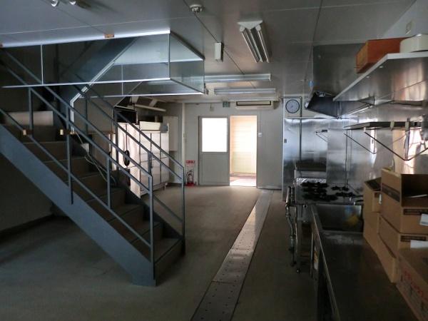 弘前市大字早稲田4丁目店舗
