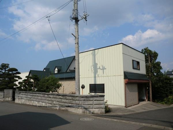 弘前市大字城南４丁目の中古一戸建て