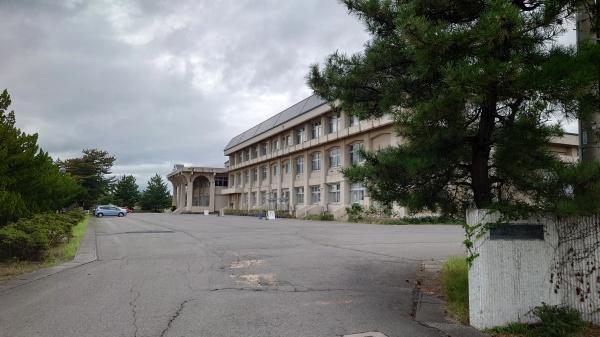 五所川原市字幾世森の中古一戸建て(五所川原市立五所川原小学校)